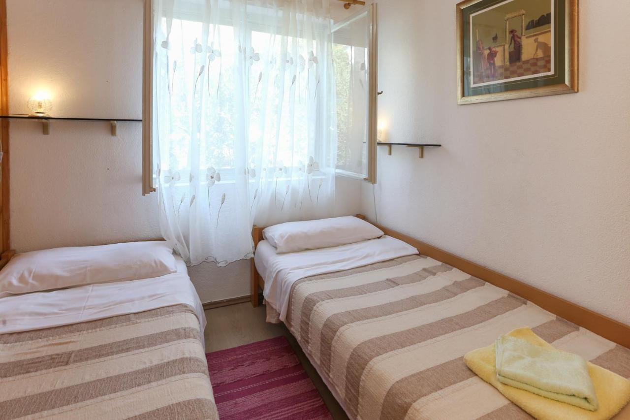 Apartman Mavarcica A4 Трогир Екстериор снимка